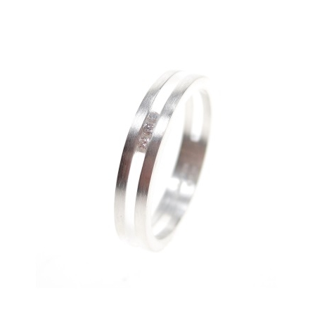 Zilveren ring met diamanten ref.7940