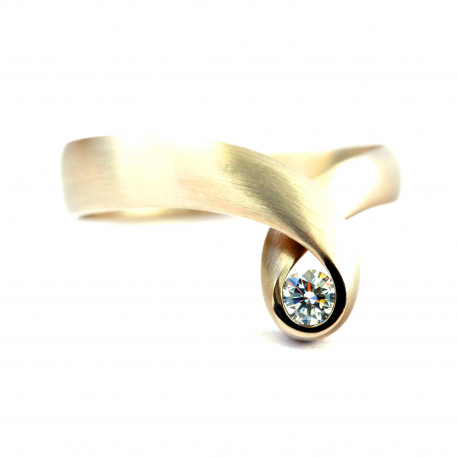 Gouden ring met diamant ref. 4921