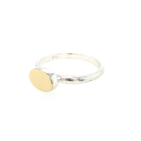 Zilveren ring met 9 karaat goud. ref. 930100450500012