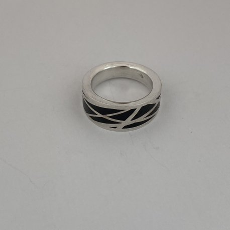 Zilveren ring met zwart contrast ref. V7